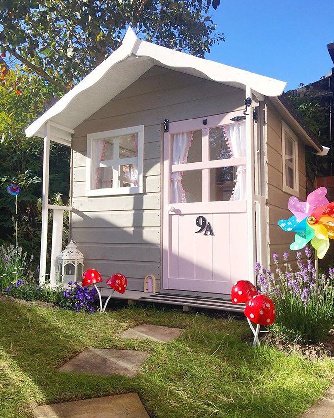 Jess' Poppy playhouse Jess' Poppy playhouse