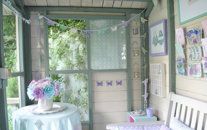 Interior of she-shed painted in two tone pastels Interior of she-shed painted in two tone pastels