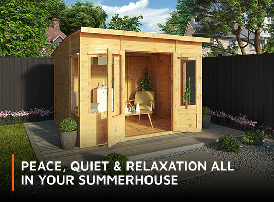 The Waltons' 8x10 Helios, a relaxing summerhouse