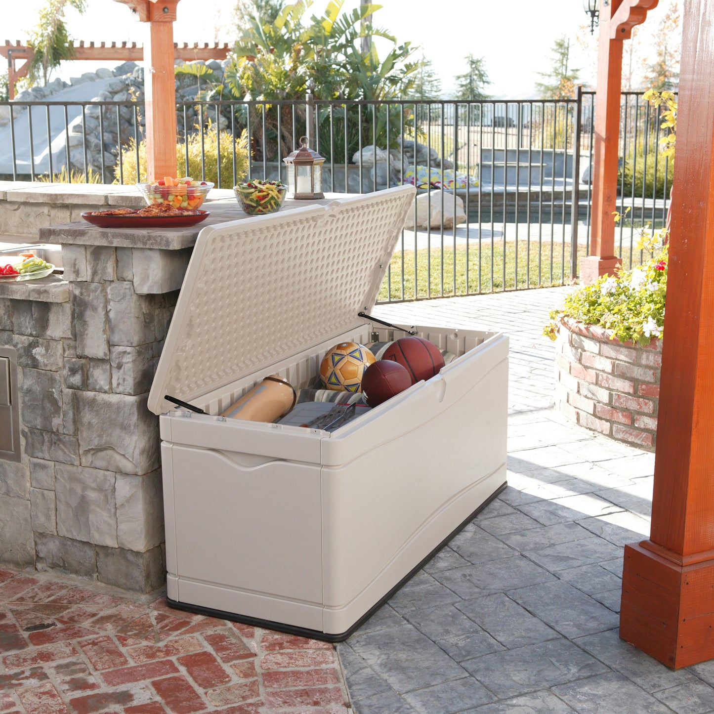 Lifetime Outdoor Storage Deck Box - 590L