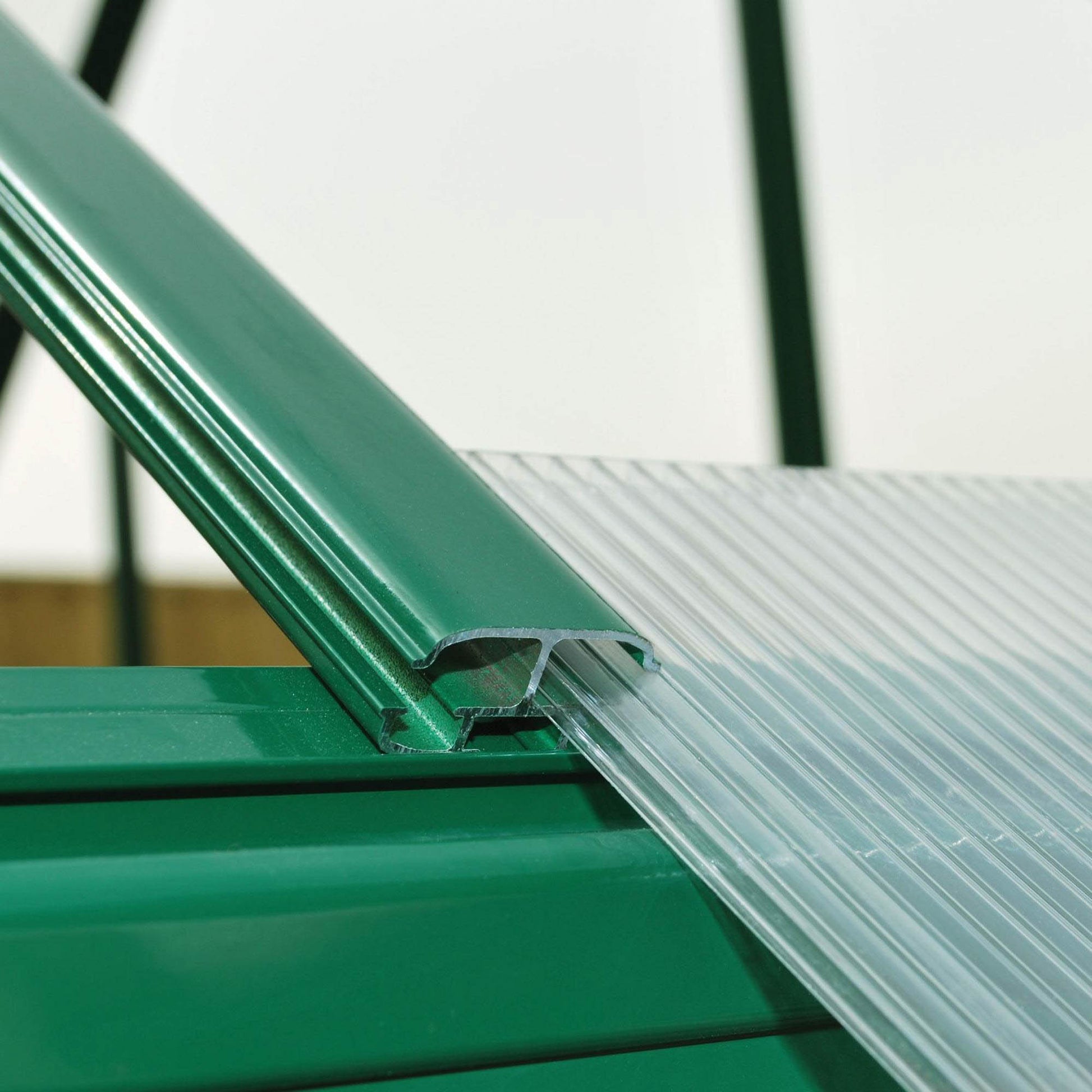 Sliding panels on a greenhouse